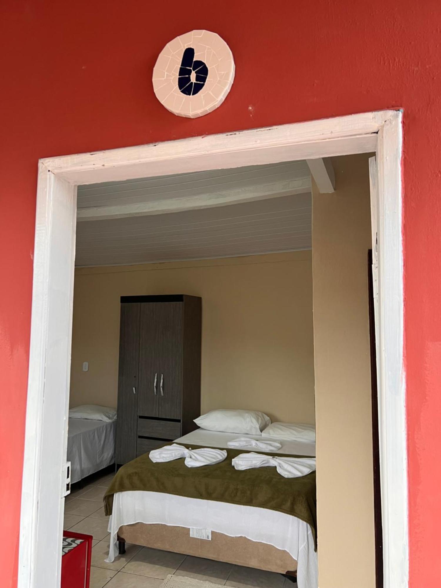 Hospedaria Mucuge - Na Principal Rua Da Cidade, Rua Do Mucuge - Arraial D'Ajuda Porto Seguro Kamer foto