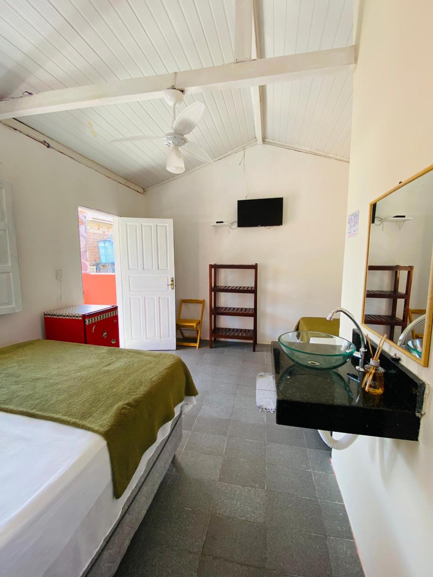 Hospedaria Mucuge - Na Principal Rua Da Cidade, Rua Do Mucuge - Arraial D'Ajuda Porto Seguro Kamer foto